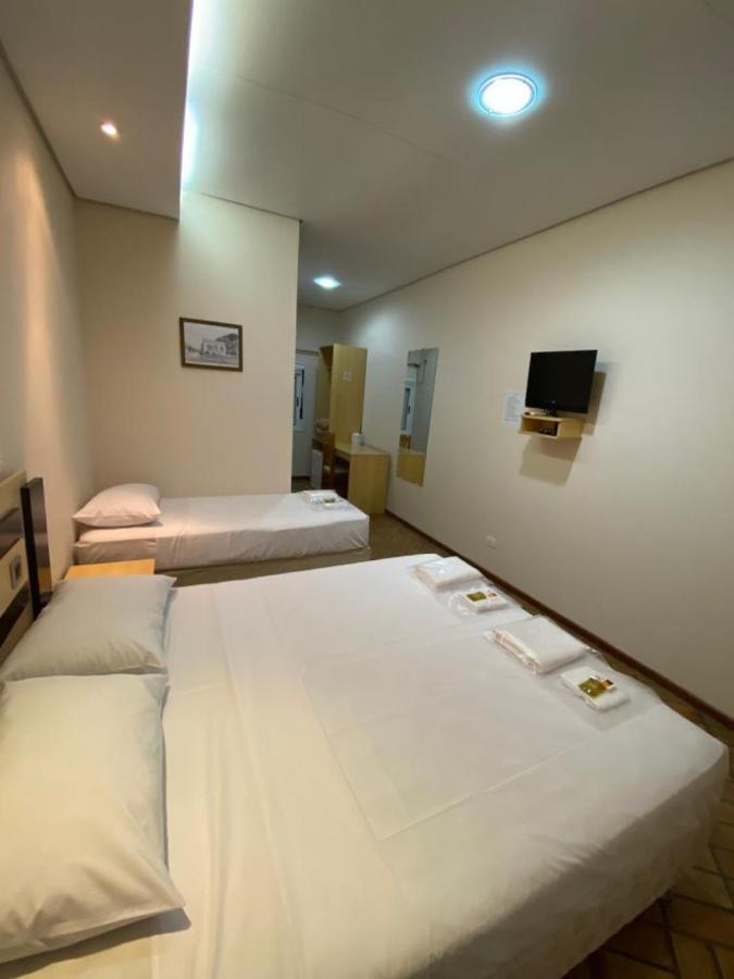 Hotel Tropeiro Da Lapa Lapa  Екстер'єр фото