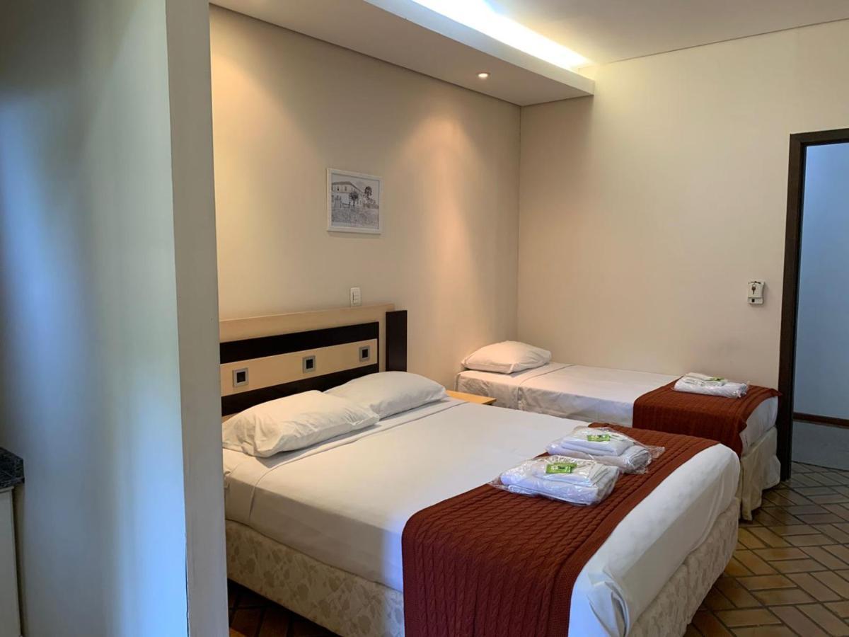 Hotel Tropeiro Da Lapa Lapa  Екстер'єр фото